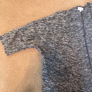 Small black and white knit lularoe Lindsey